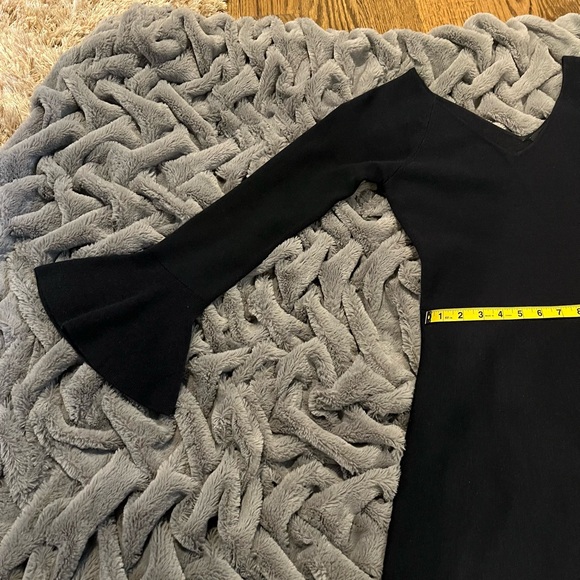 Ann Taylor Classic Navy Long Sleeve V Neck Sweater Dress Size Small - Picture 7 of 14